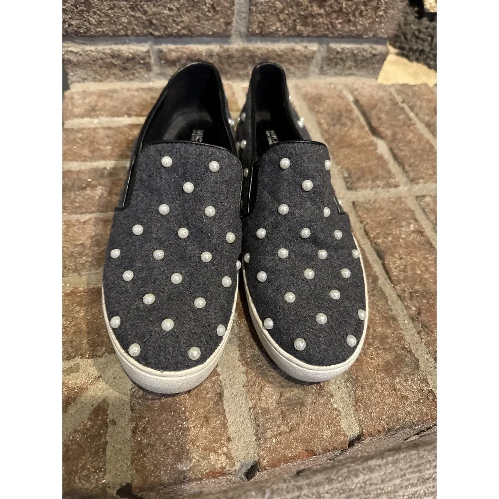 Michael‎ Kors Keaton Embellished Slip On Shoes Size 7.5M Gray With Pearls #131